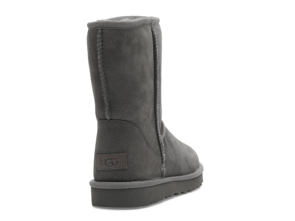 tenisky a boty UGG Classic Short II Boot Grey (W) 1016223-GREY ADONIO